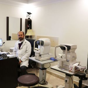 دکتر-محمدرضا-فرتوک-زاده-دکتر-چشم-در-ونک