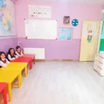 مهد کودک و پیش دبستانی دادمهر تهرانپارس