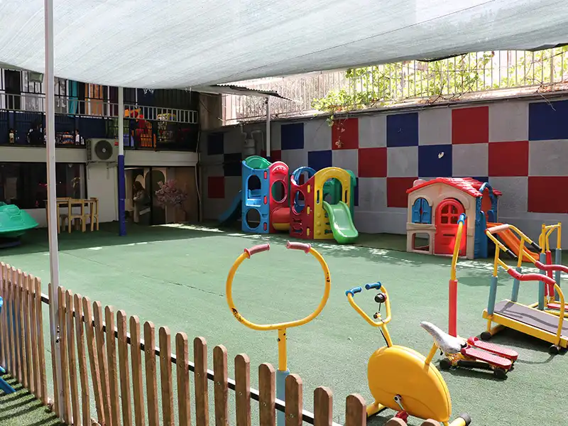 مهدکودک و پیش دبستانی امید نوین ایران آیت الله کاشانی