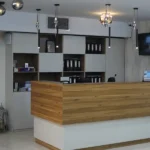 کلینیک تخصصی پوست و مو ونوس