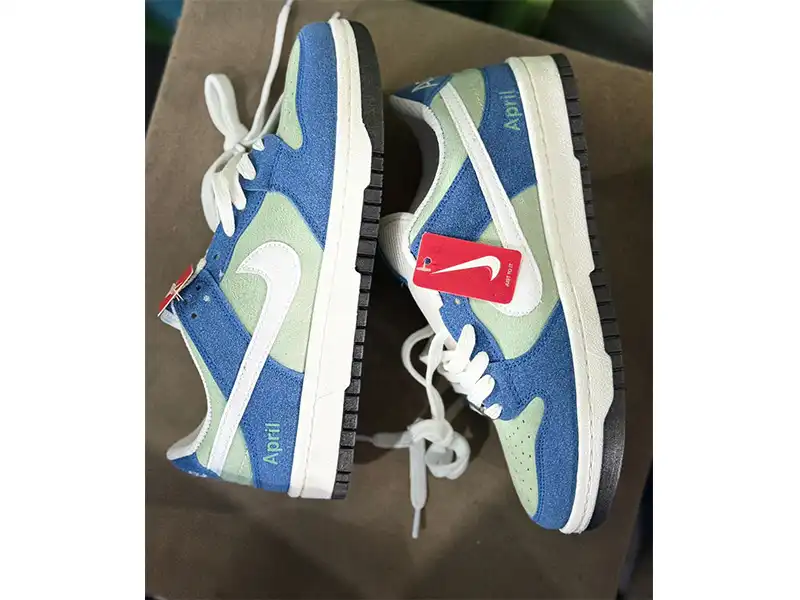 تولیدی کفش وان در یافت اباد