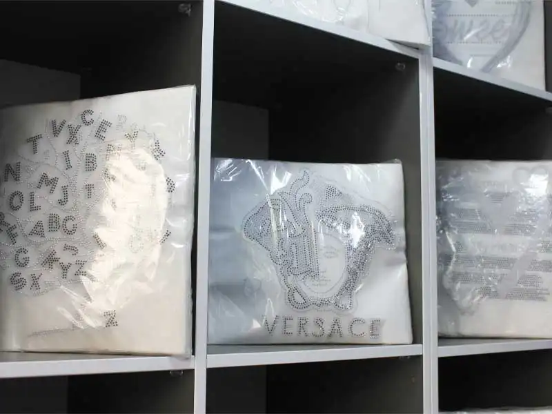 موسسه خدمات پوشاک لیندا در ولی عصر