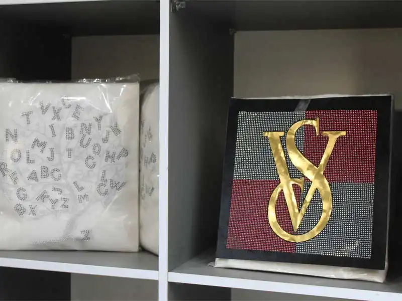 موسسه خدمات پوشاک لیندا در ولی عصر