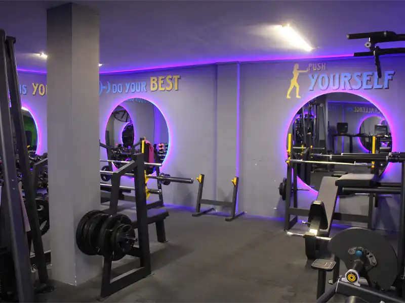 باشگاه ورزشی ماهتیسا در صادقیه