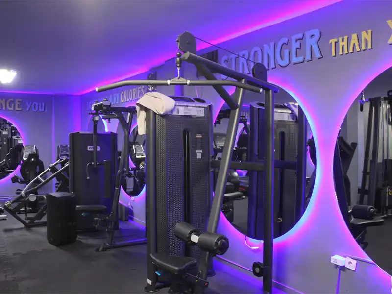 باشگاه ورزشی ماهتیسا در صادقیه