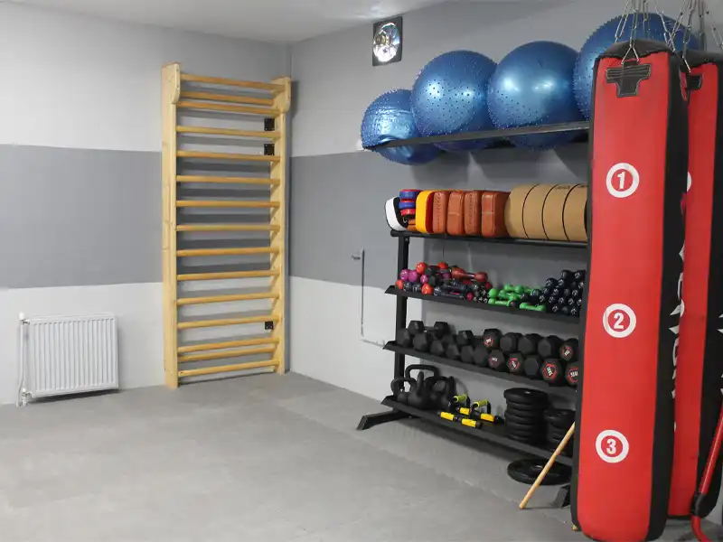 باشگاه ورزشی ماهتیسا در صادقیه