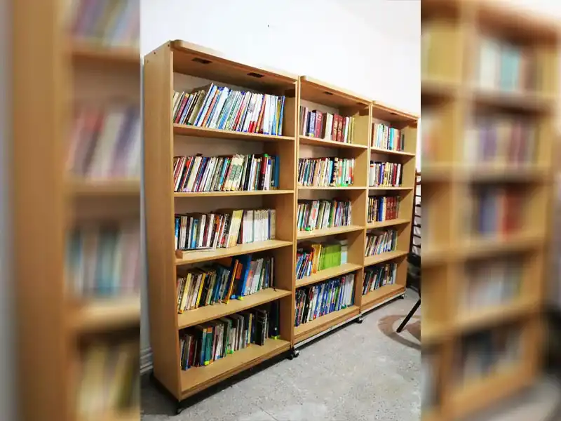 دبیرستان دخترانه دیبا در شهرک گلستان