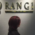 سالن زیبایی رنگی در آیت الله کاشانی