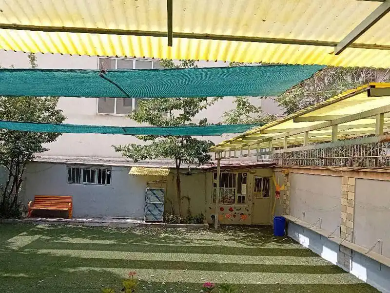 دبستان پسرانه آرمان دانش در شهرک گلستان