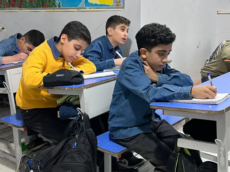 دبستان پسرانه روشنان در گوهردشت