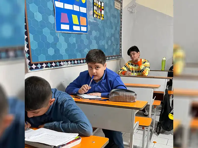 دبستان پسرانه روشنان در گوهردشت