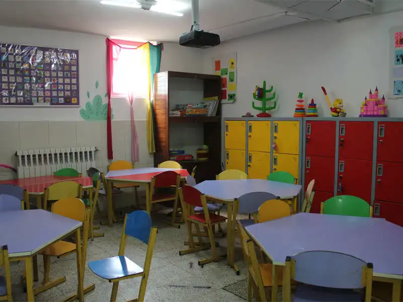 مدرسه نور نرگس در آیت الله کاشانی