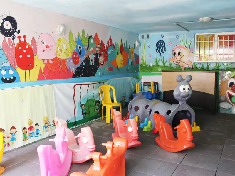 پیش دبستان و مهدکودک ترنج در اشرفی اصفهانی