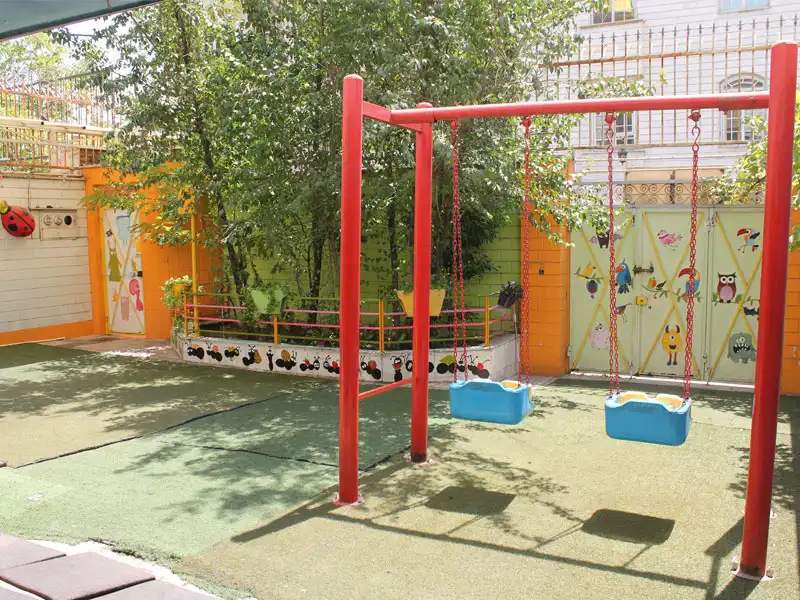 پیش دبستان و مهدکودک ترنج در اشرفی اصفهانی