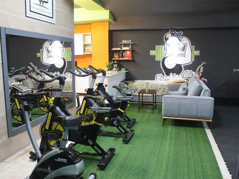 آکادمی بدنسازی ویرا (ویژه بانوان) در جهانشهر