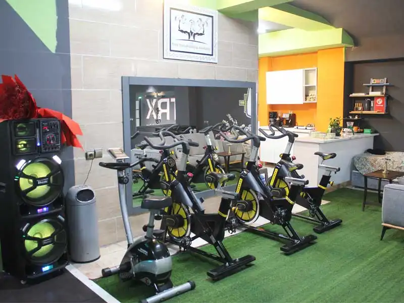 آکادمی بدنسازی ویرا (ویژه بانوان) در جهانشهر