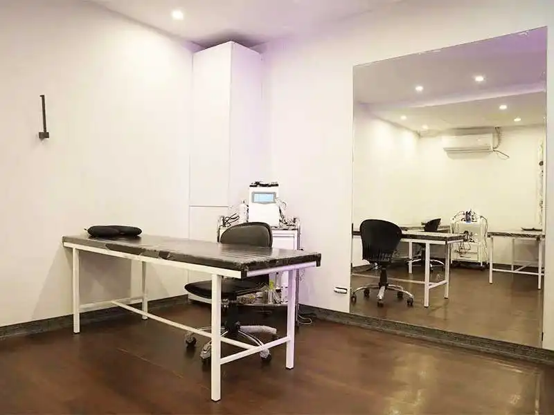 باشگاه الافیت در شهرک غرب