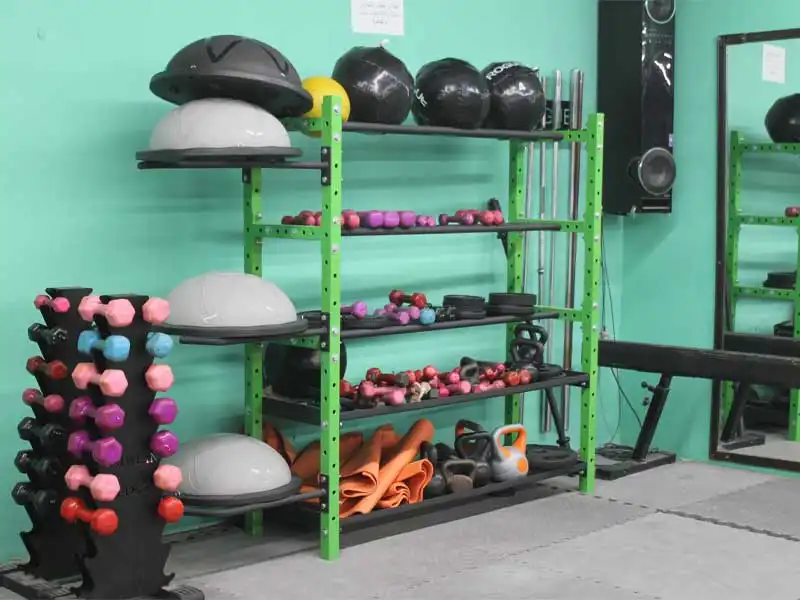 باشگاه ورزشی بهمنش در خیابان جمهوری