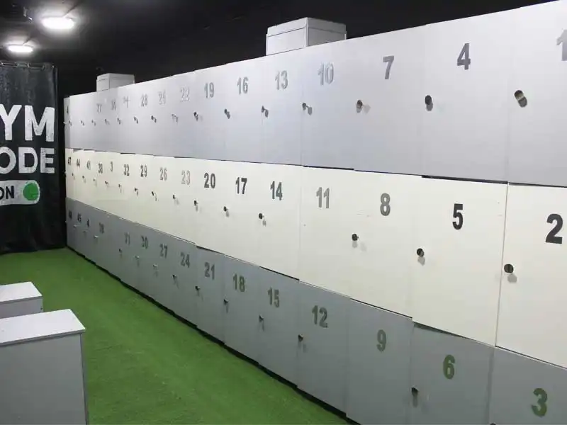 باشگاه ورزشی بهمنش در خیابان جمهوری