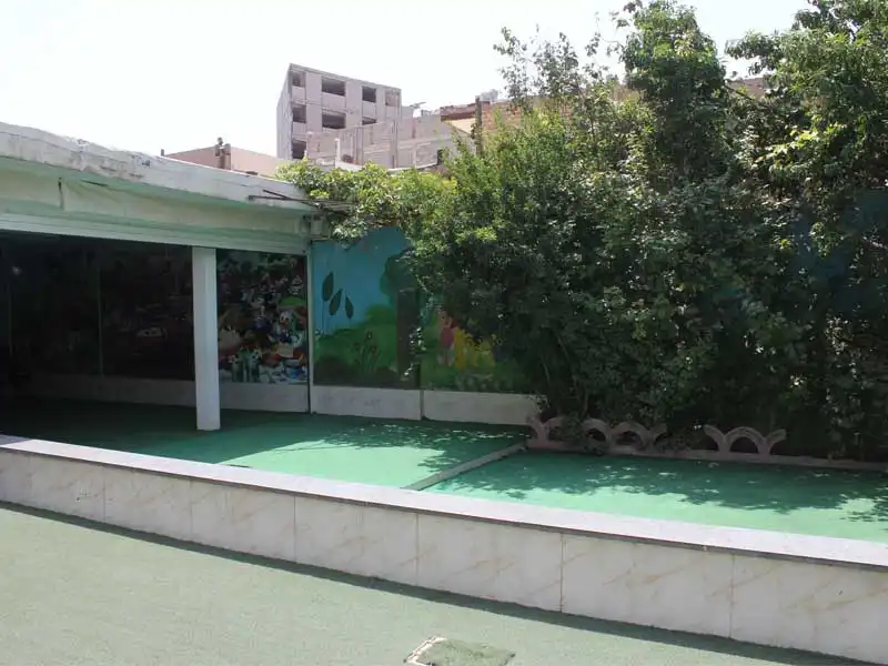 دبستان دخترانه و پسرانه امید زندگی در شهریار