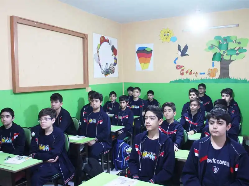 دبستان غیردولتی پسرانه ایران در گوهردشت