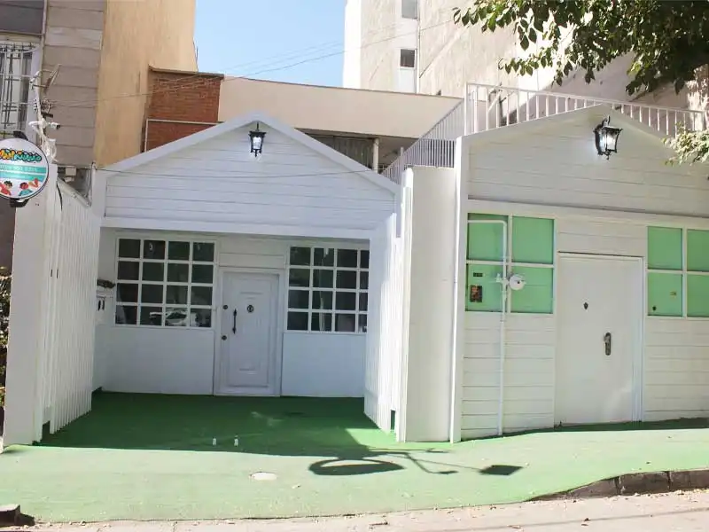 دبستان غیردولتی پسرانه ایران در گوهردشت