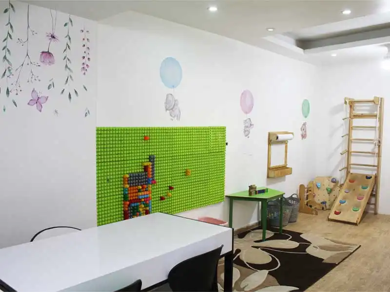 دبستان غیردولتی پسرانه ایران در گوهردشت