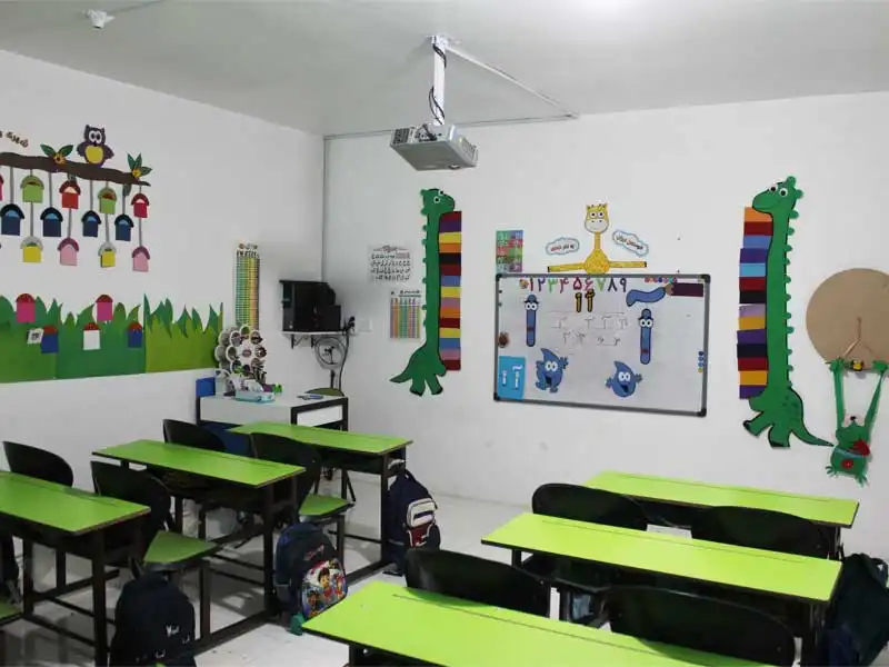 دبستان غیردولتی پسرانه ایران در گوهردشت