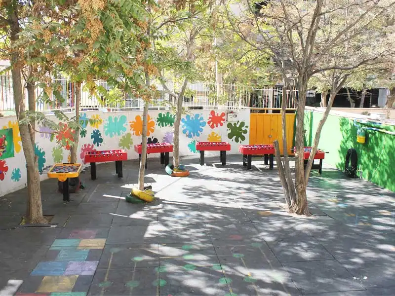 دبستان غیردولتی پسرانه ایران در گوهردشت