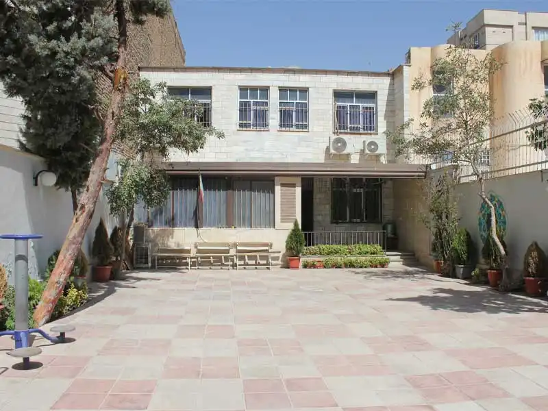 دبیرستان متوسطه دوره اول و دوم دخترانه هدف (شعبه 1 و 2) در گوهردشت