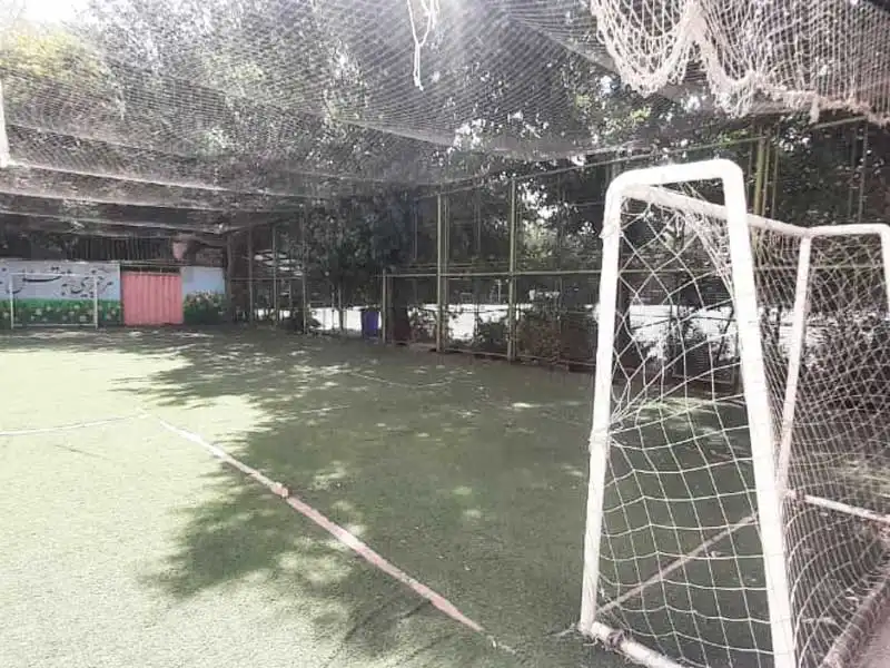 دبیرستان پسرانه صدرای شیرازی(متوسطه 1 و 2) در اتوبان محلاتی