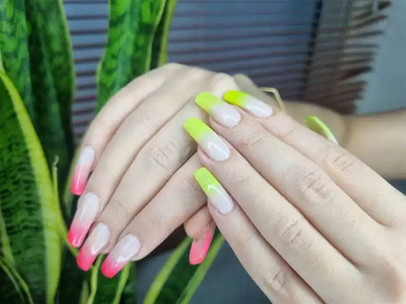 سالن زیبایی مهسا صفری در اشرفی اصفهانی