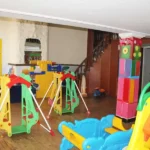 مهدکودک کلبه برفی در عظیمیه