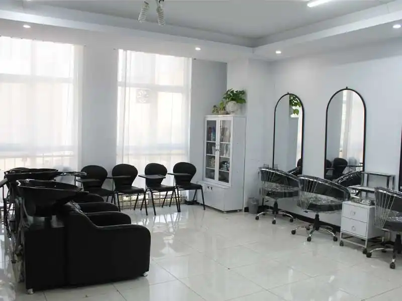 آموزشگاه تخصصی رنگ و لایت زهره یوسفی در گوهردشت