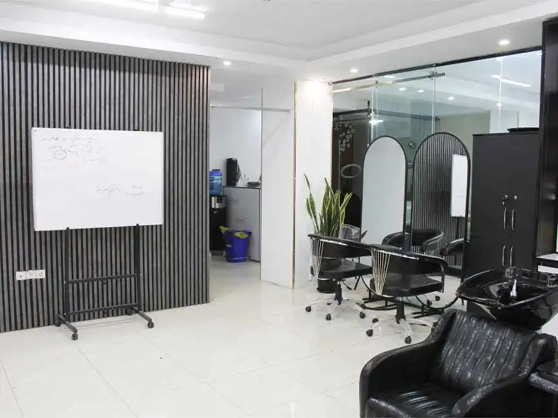 آموزشگاه تخصصی رنگ و لایت زهره یوسفی در گوهردشت