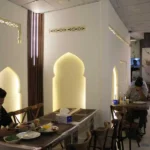 رستوران ملل در بازار بزرگ