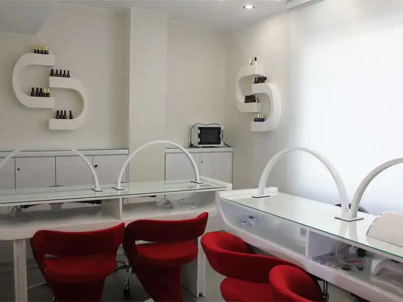 سالن زیبایی روشا خسروی در زعفرانیه