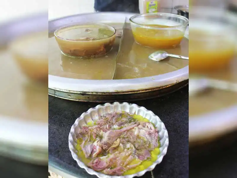 طباخی کاج شعبه برتر در عباس آباد