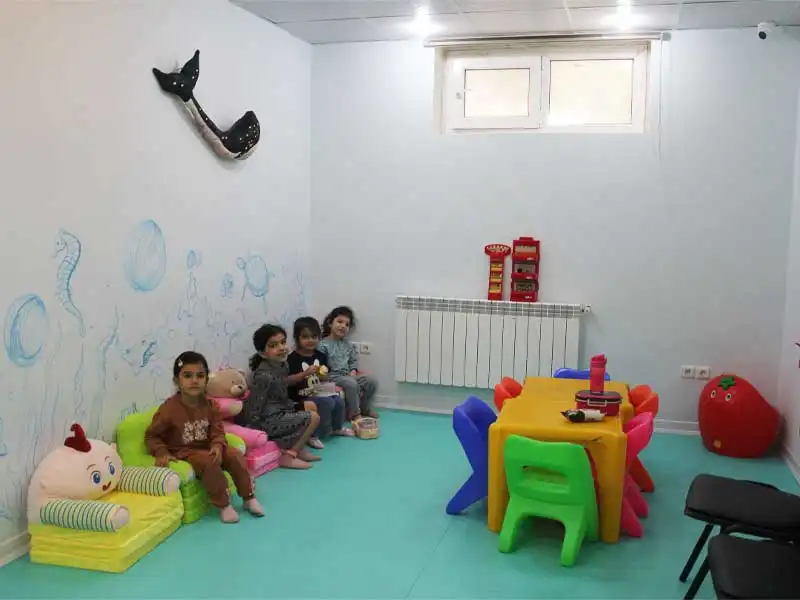 مجتمع آموزشی دخترانه هدی در منطقه 5