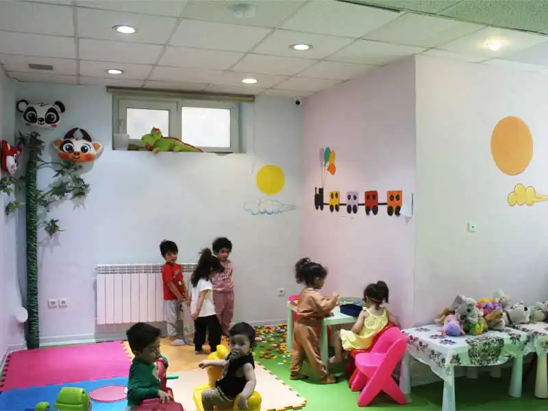 مجتمع آموزشی دخترانه هدی در منطقه 5