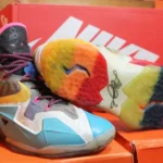 کتونی فروشی شمس در گاندی