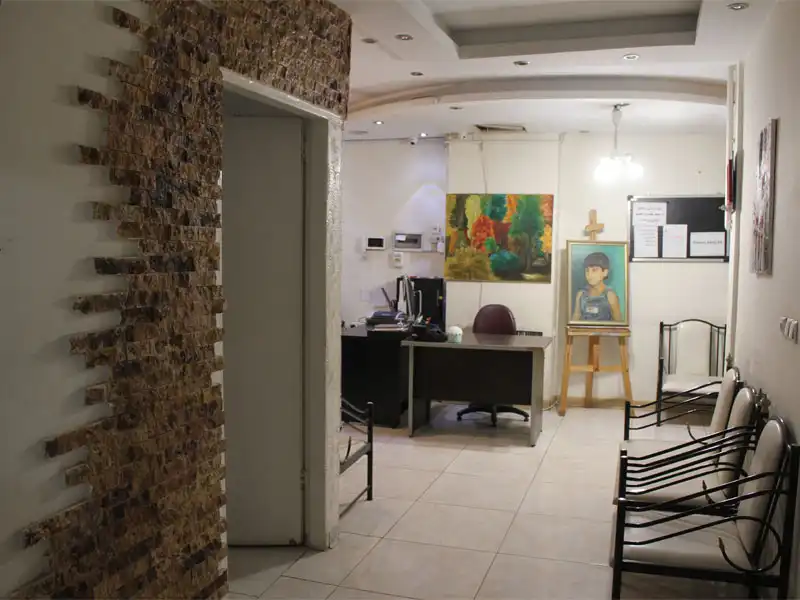 دیپلم درسی آسان رنگ آمیز در چهارراه طالقانی