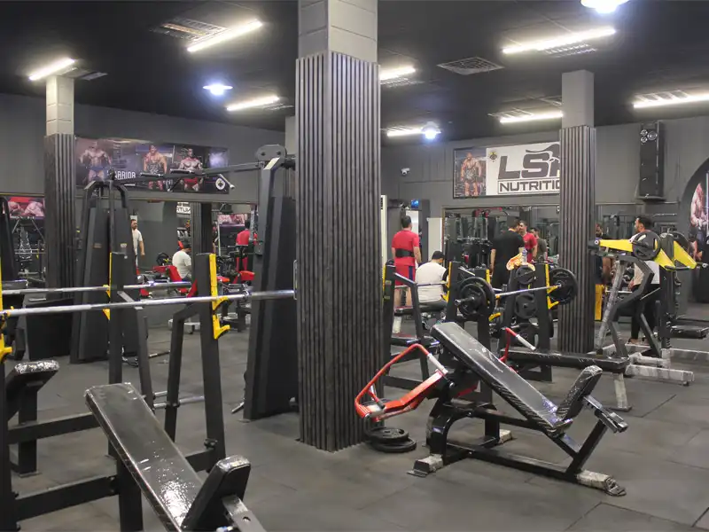 باشگاه بدنسازی آرسام در تهرانسر