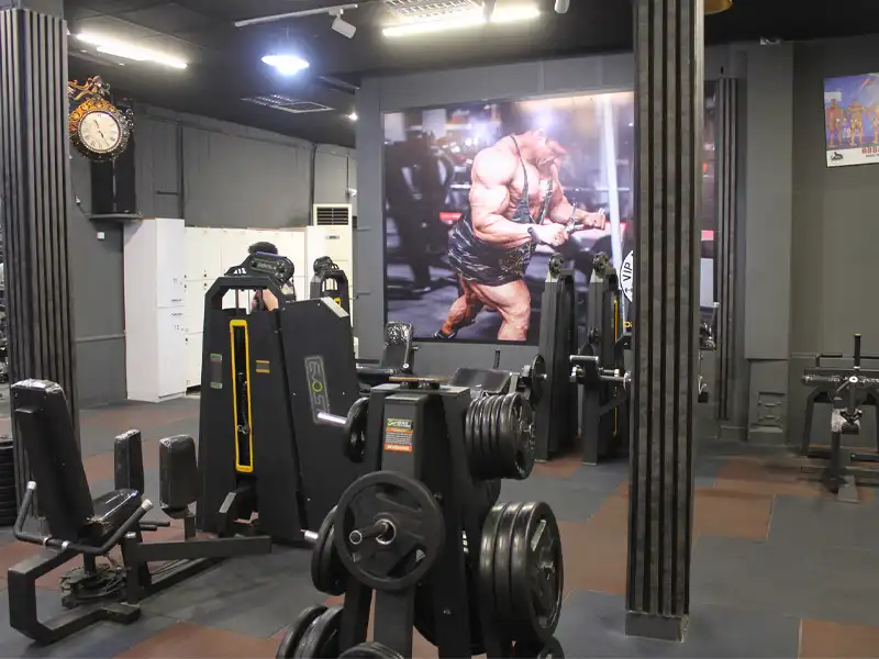 باشگاه بدنسازی آرسام در تهرانسر