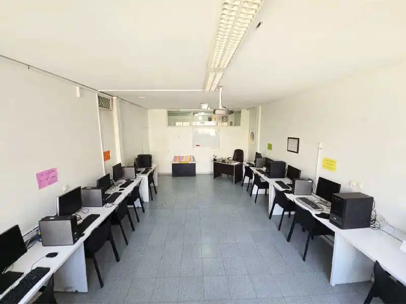 دیپلم درسی آسان رنگ آمیز در چهارراه طالقانی