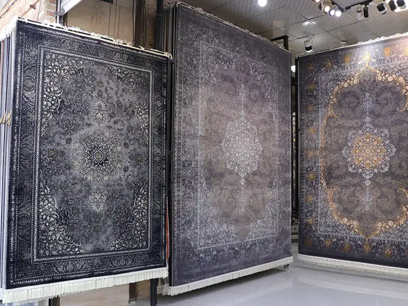 دهکده فرش عقیل در خیابان مصطفی خمینی