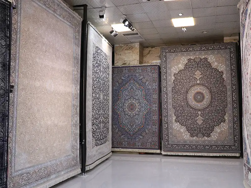 دهکده فرش عقیل در خیابان مصطفی خمینی