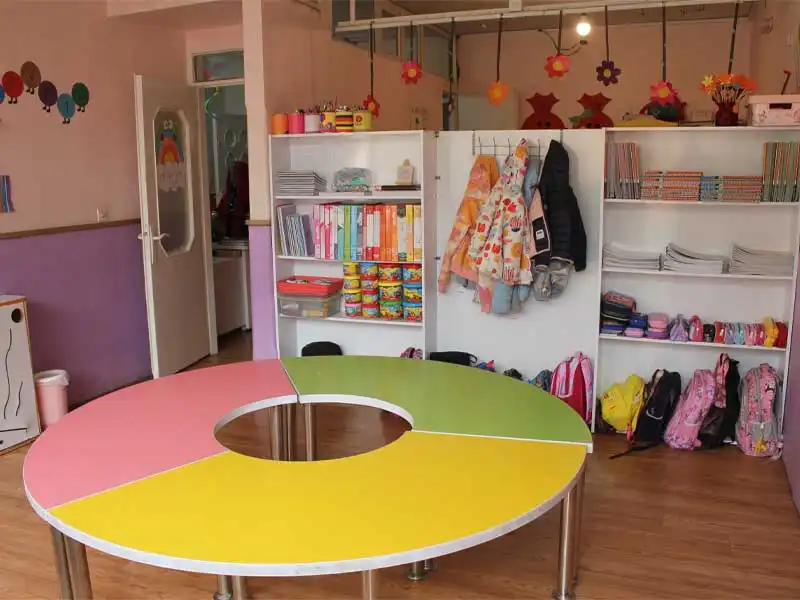 مهدکودک و پیش دبستانی خانه شکوفه ها در پونک