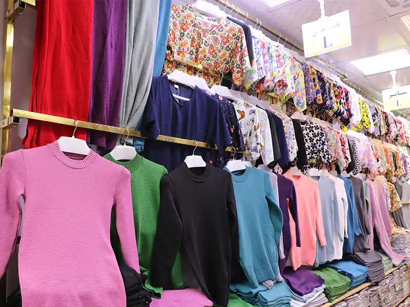 تولیدی پوشاک خان داداش در بازار 15 خرداد