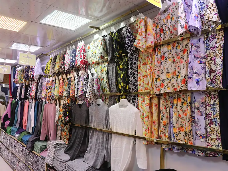 تولیدی پوشاک خان داداش در بازار 15 خرداد